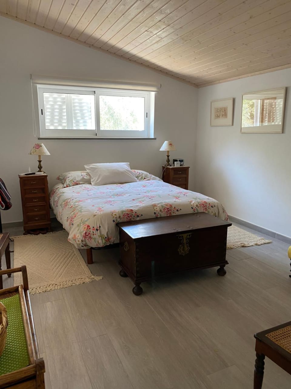 Bed, Photo of the whole room, Bedroom, air conditioner