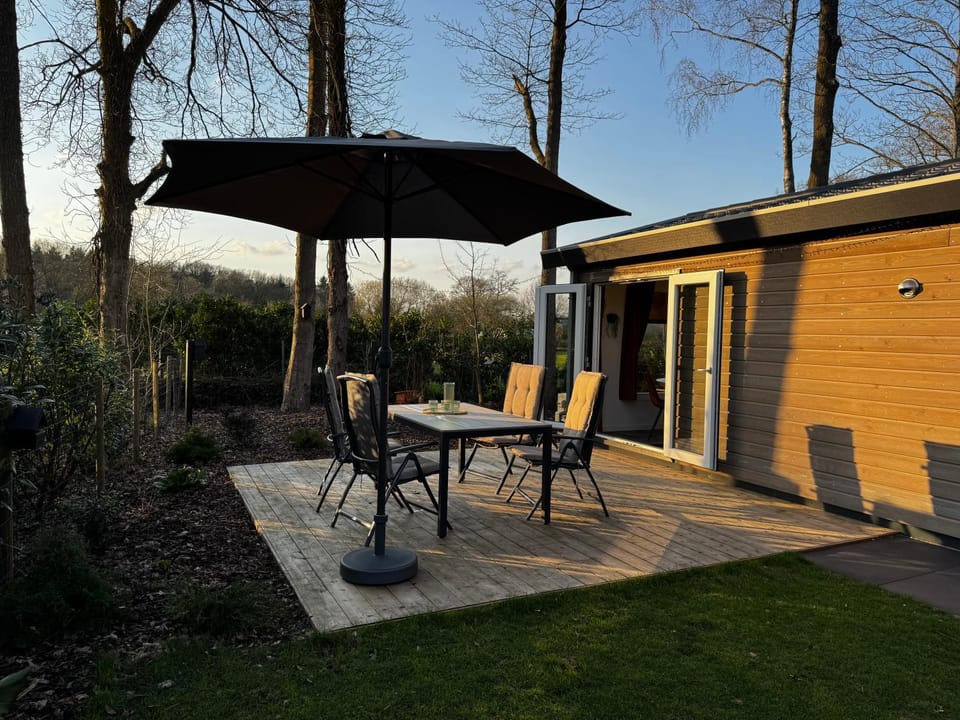 Camping de Vinkenkamp Campground/ 
RV Resort in Loenen