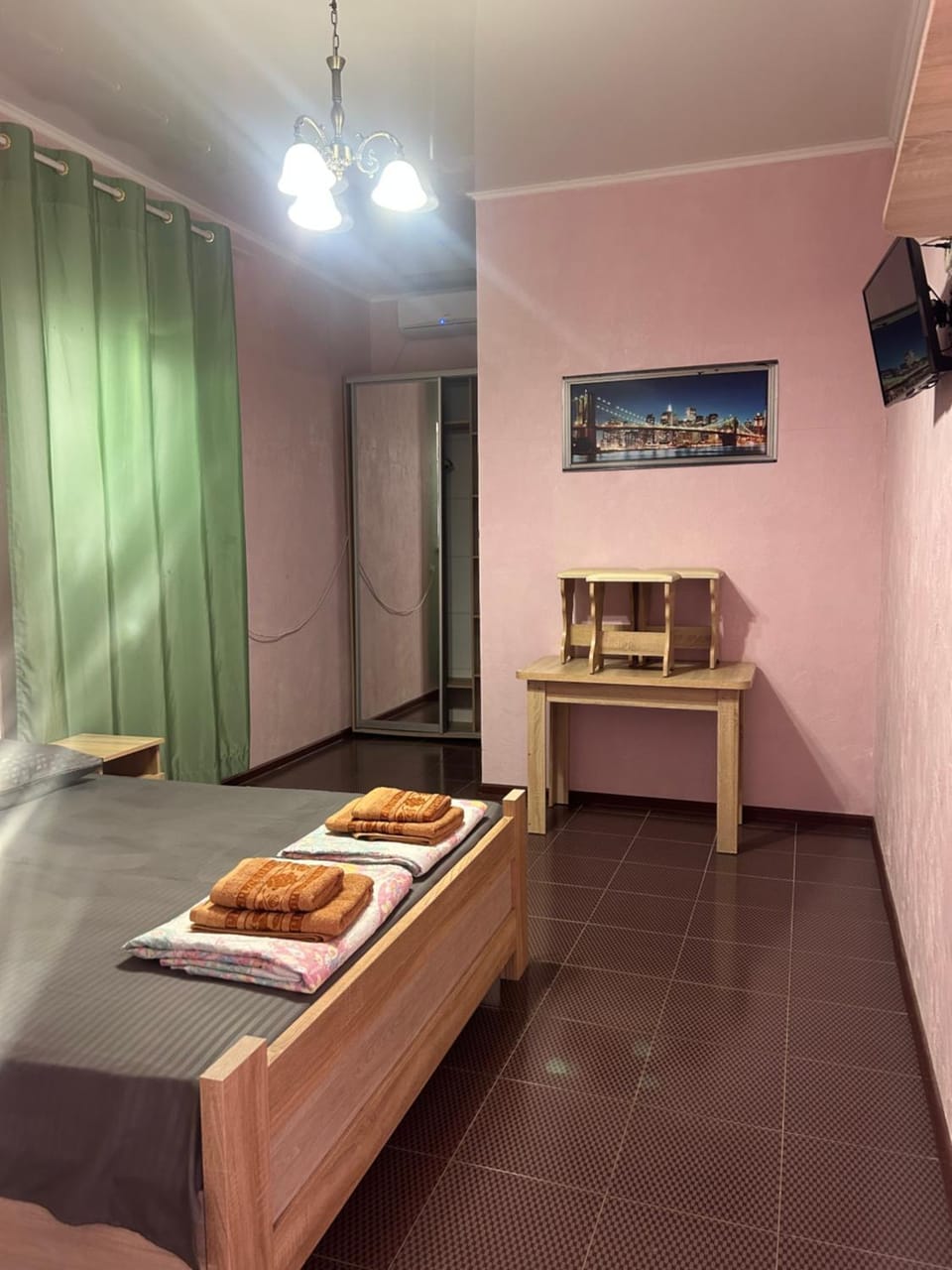 Photo of the whole room
