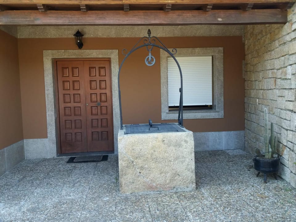 Casa do Carballal House in Galicia