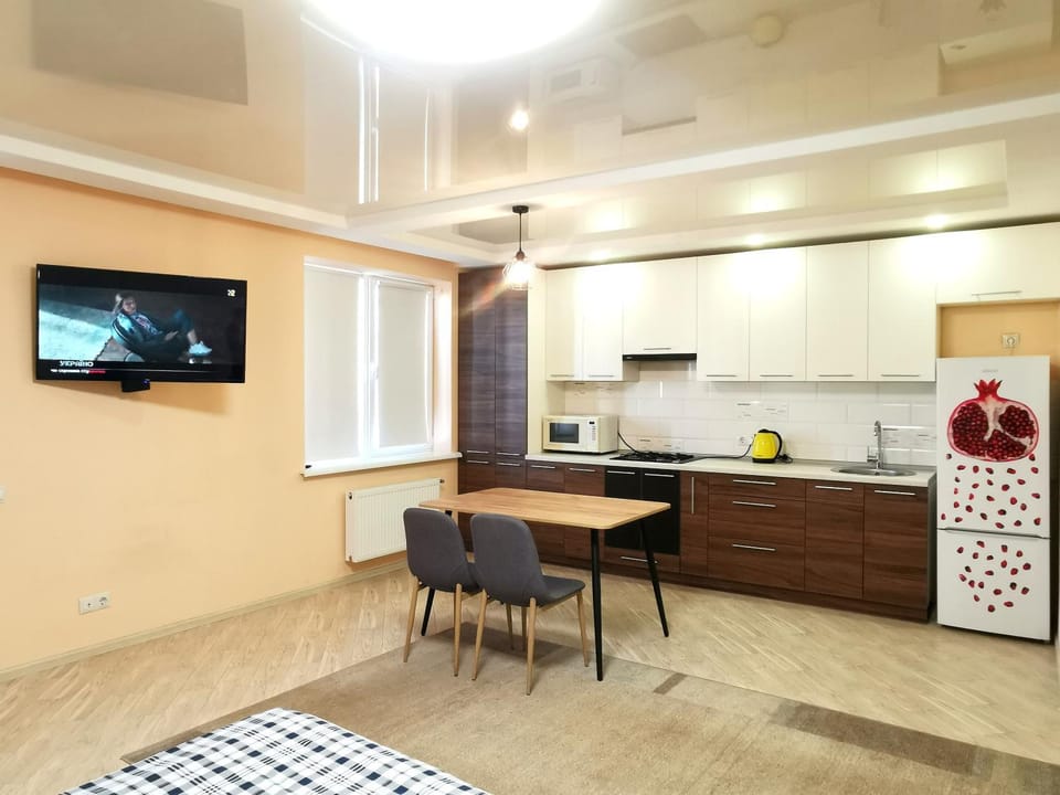 TV and multimedia, Kitchen or kitchenette, Dining area