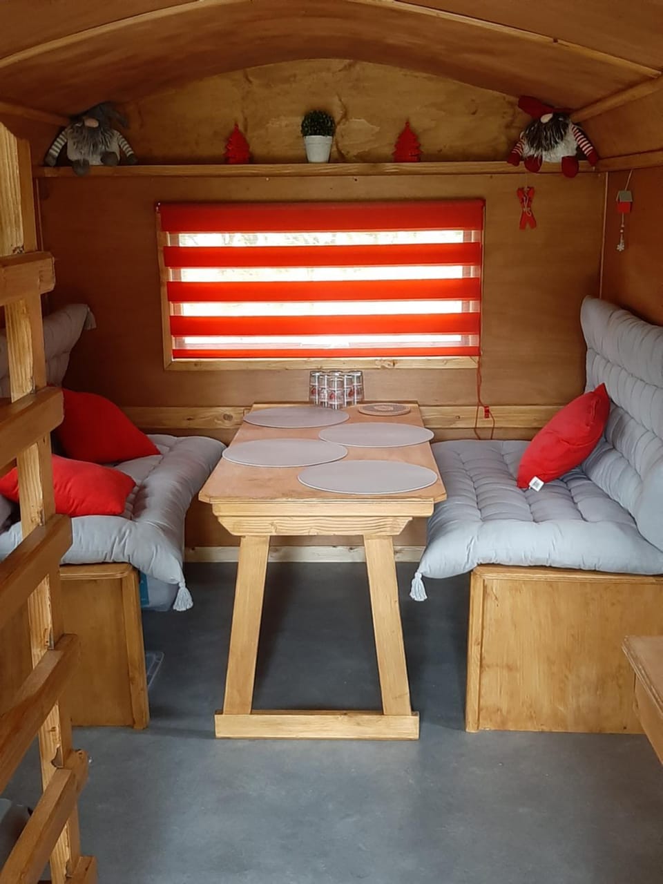 LA ROULOTTE DE GERMAINE Campground/ 
RV Resort in Normandy