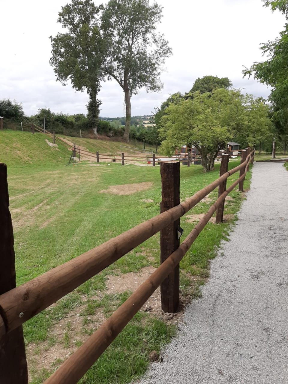 LA ROULOTTE DE GERMAINE Campground/ 
RV Resort in Normandy