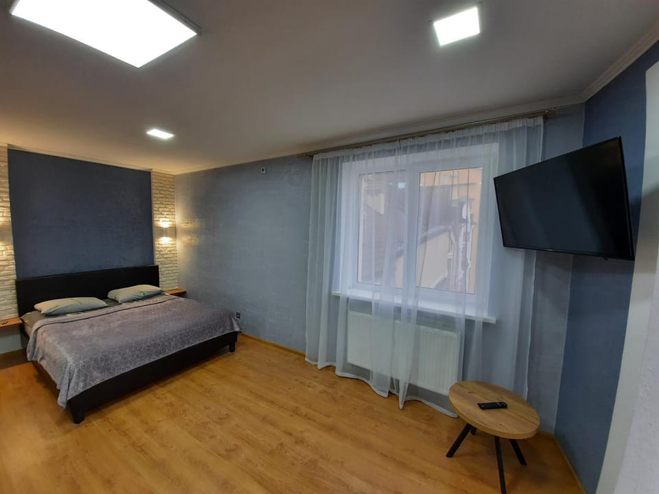 НОВІ квартири біля вокзалу ІФ "ХОЧУ ЦЮ" Apartment in Lviv Oblast