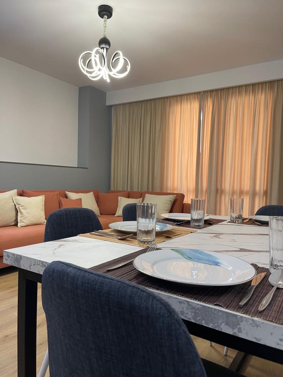 Living room, Seating area, Dining area, Breakfast