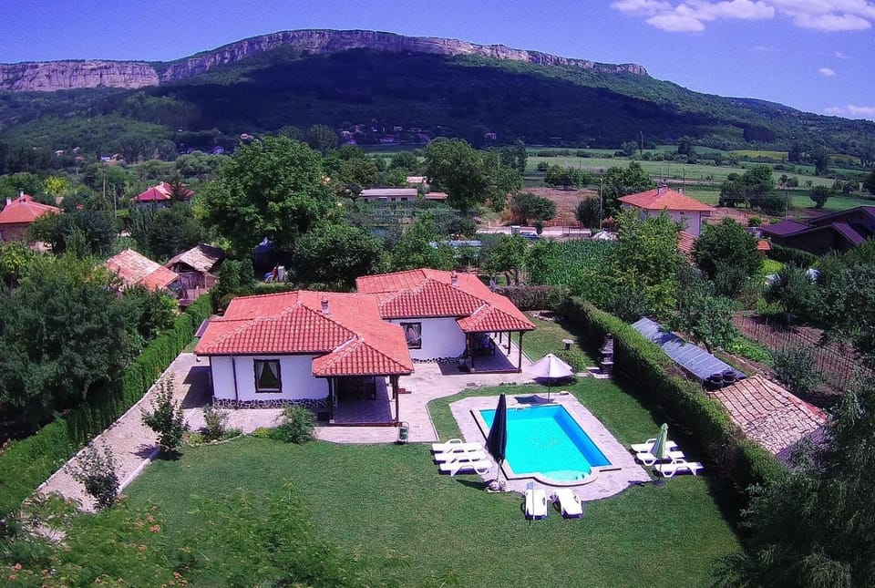 Madara OMAYA Guest House Villa in Varna Province