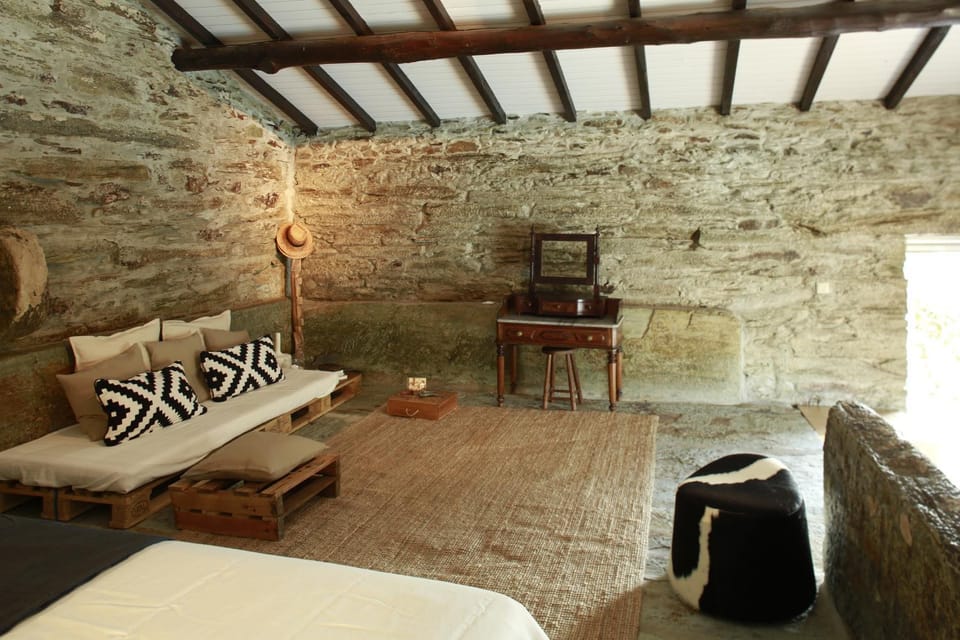 CASA da PISCINA, Quinta do Espinho, Douro Valley Bed and Breakfast in Vila Real District