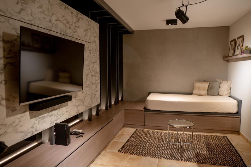 TV and multimedia, Living room