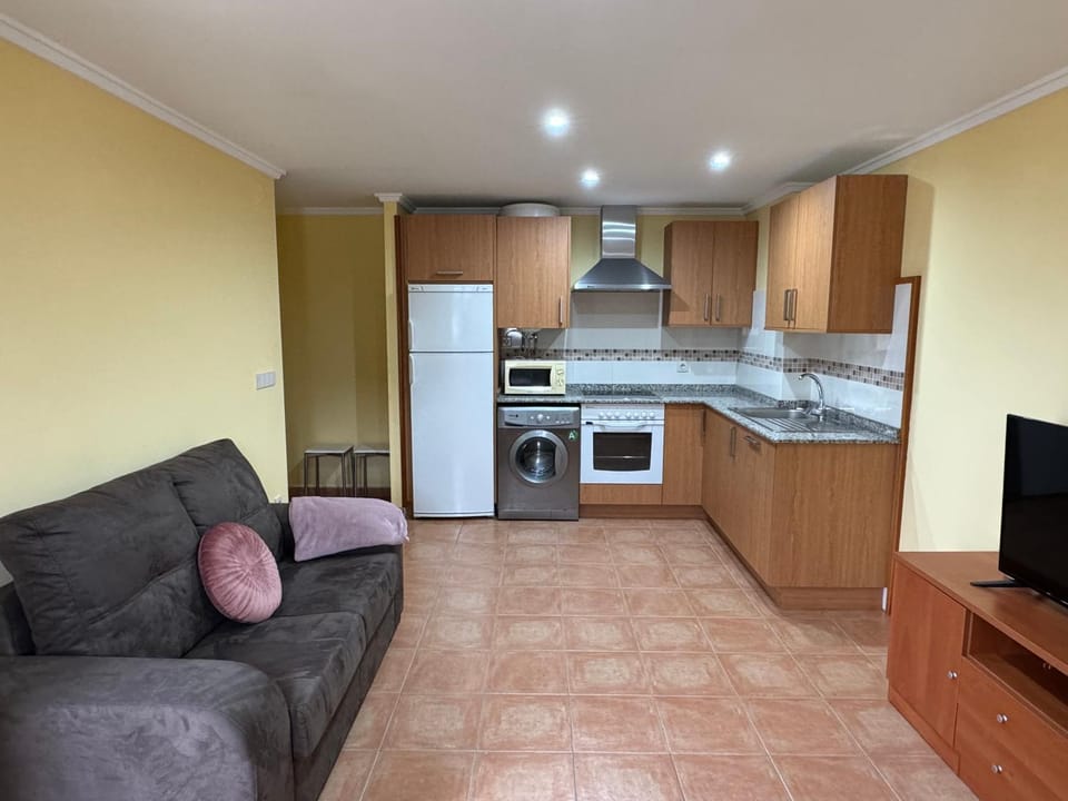 Kitchen or kitchenette, Living room