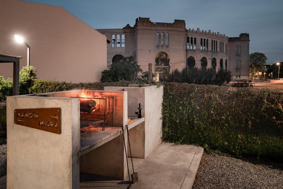 Property building, Patio, Patio, Balcony/Terrace