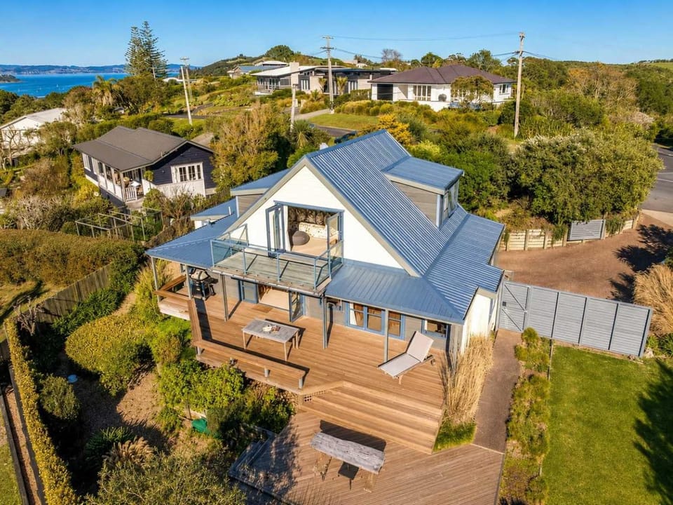 Headland Views Oneroa House in Auckland Region