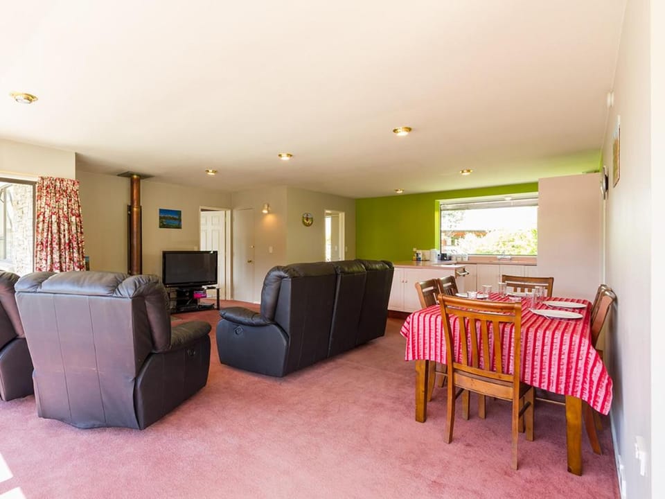 Mill House - Wanaka Holiday Home House in Wanaka