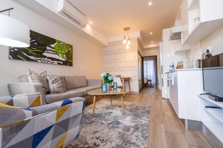 The Regency Menlyn Apartment in Pretoria