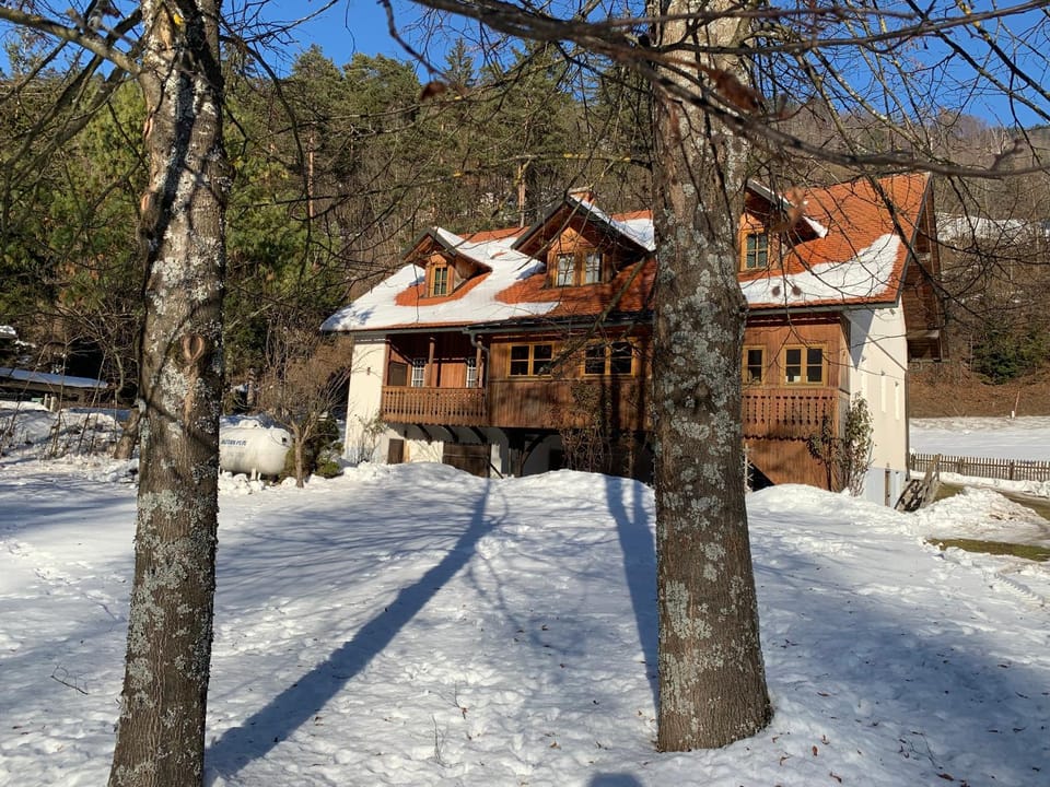Property building, Winter
