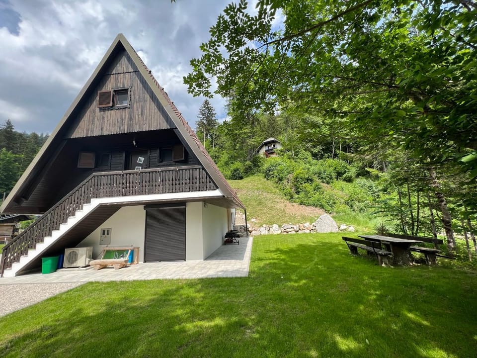 Property building, Garden, Garden view