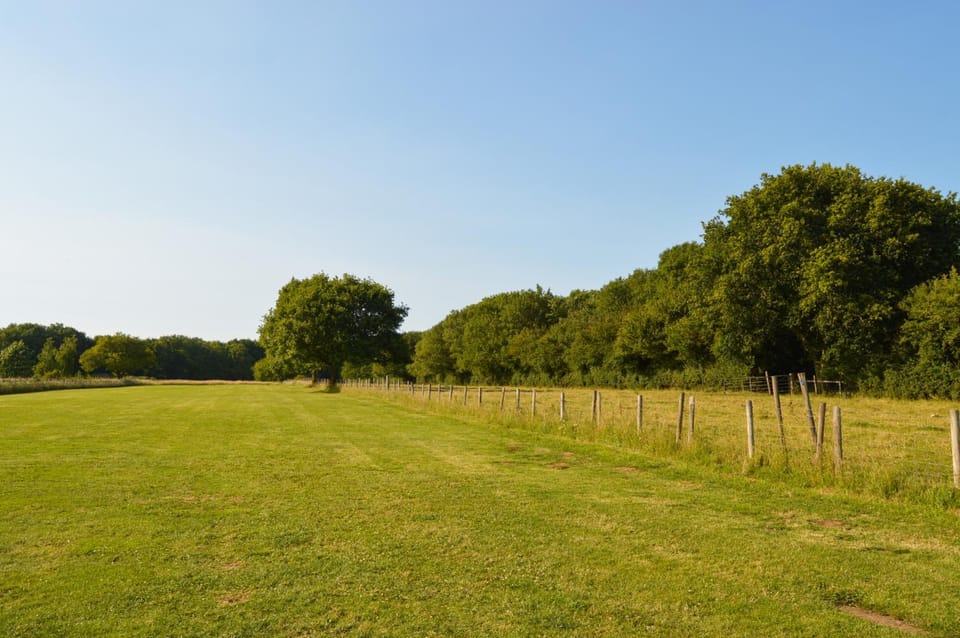 Bluebell Cottage at The Old Tractor Barn Apartment in Cherwell District