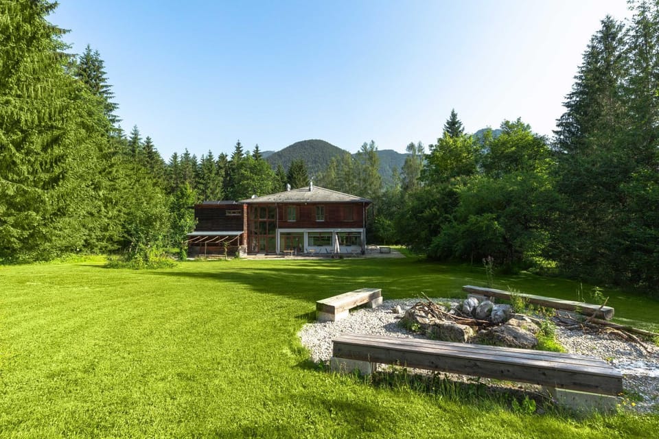 Property building, Garden