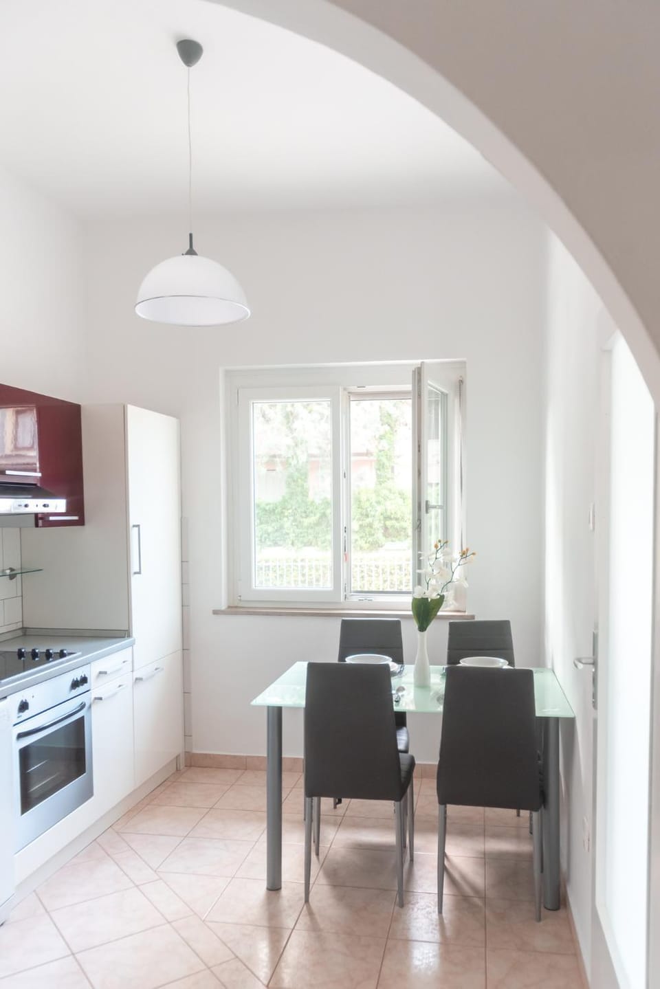 Seating area, Dining area