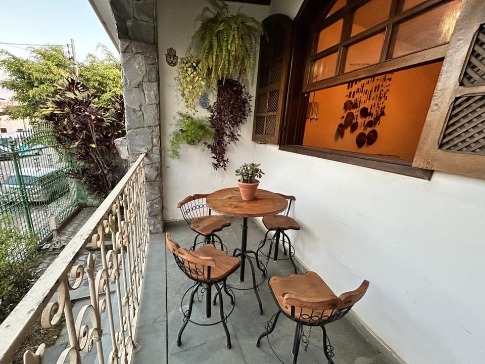Patio, Seating area