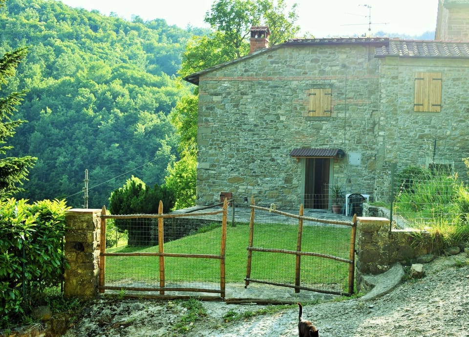 Casa Titina Riposo e Relax nella campagna toscana Apartment in Emilia-Romagna