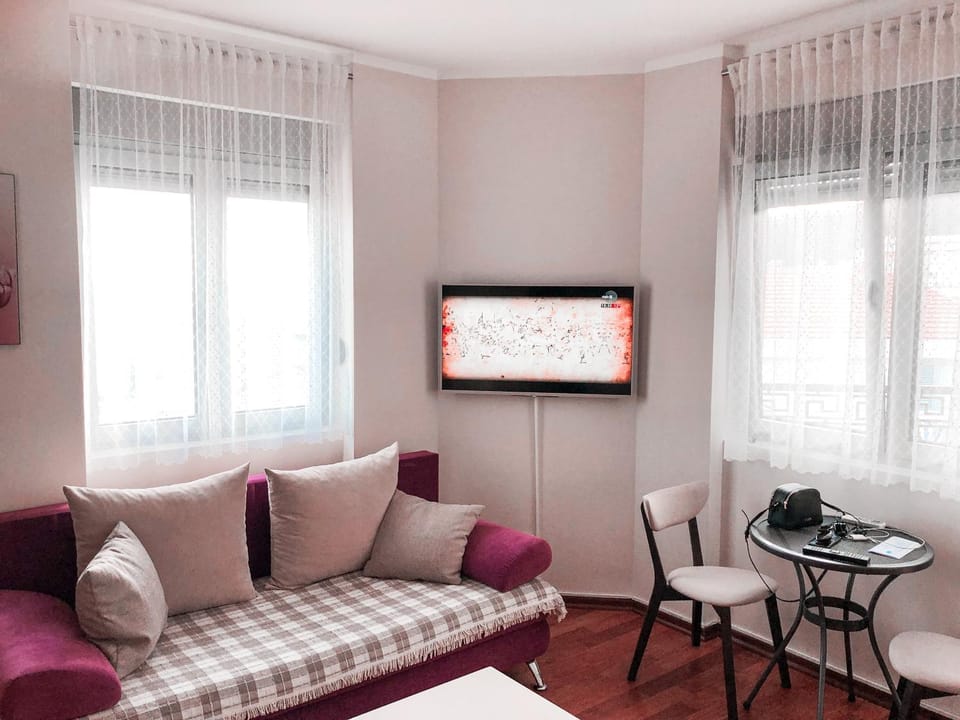 Living room, Bedroom