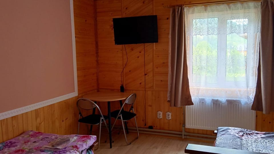 Мамина Хата Bed and Breakfast in Ukraine