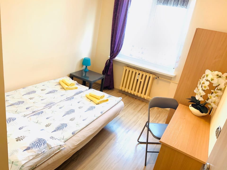 Bed, Photo of the whole room, Bedroom, hair dresser