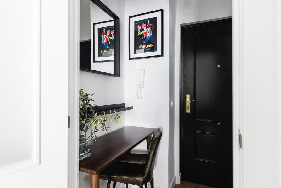 Business facilities, On site