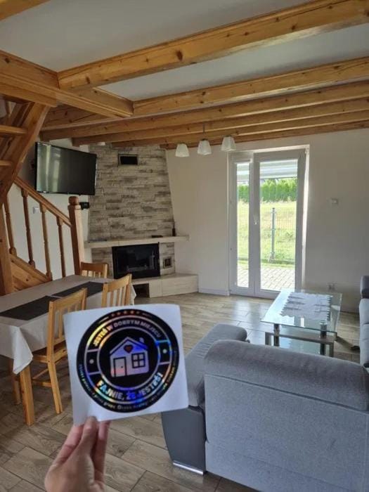 Property building, TV and multimedia, Living room, Dining area, fireplace