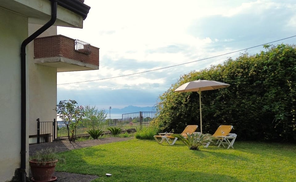 Spring, Garden, Garden view, Sea view, sunbed