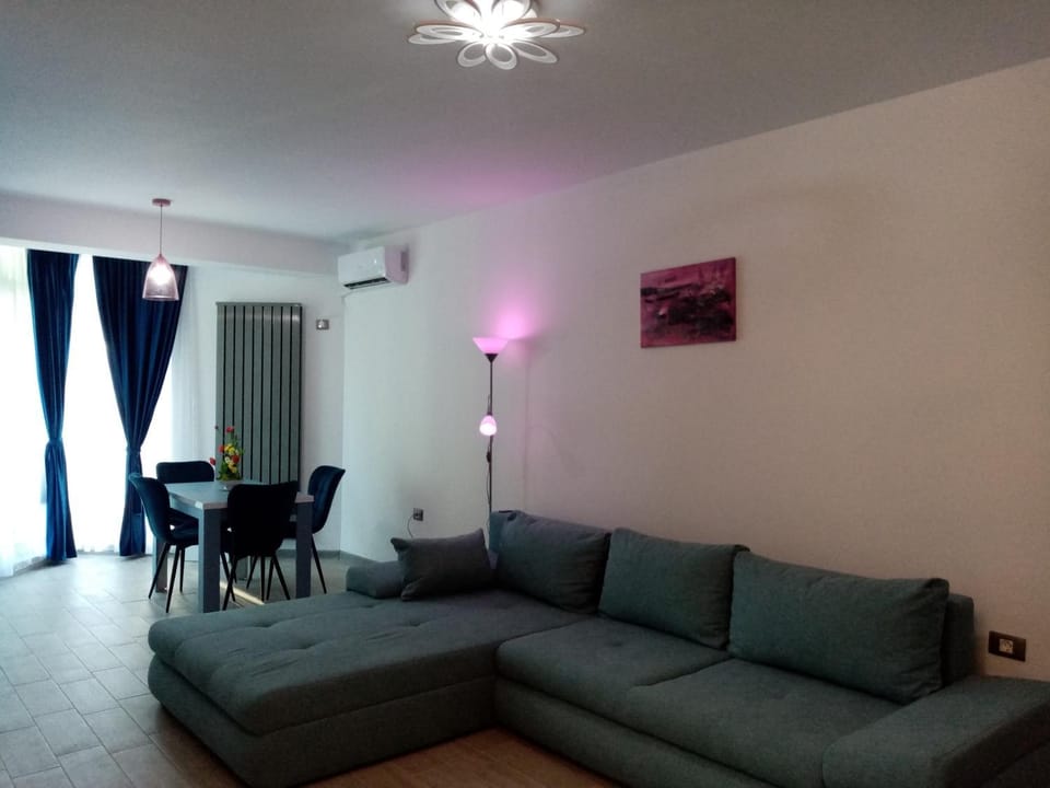 Sunrise Apartment in Constanța County