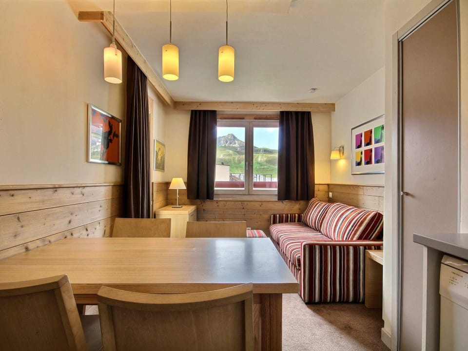 Studio cabine spacieux 4 pers. proche pistes - FR-1-455-184 Cabin in Mâcot-la-Plagne