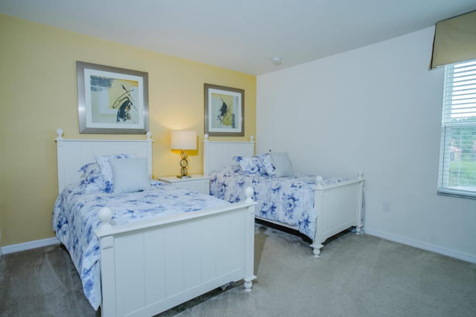 Fantastic 4br 3ba with Pvt Pool near to Disney House in Kissimmee