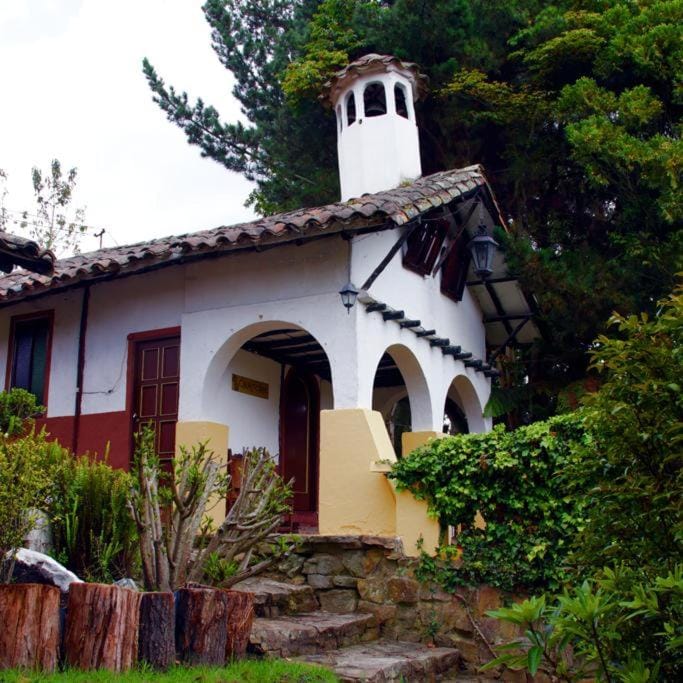Hotel y Centro de Convenciones Pueblito de Yerbabuena Paraíso Natural Hotel in Cundinamarca, Colombia