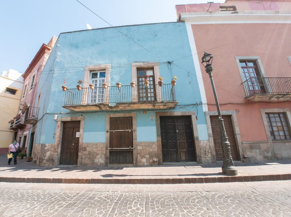 Property building, Facade/entrance