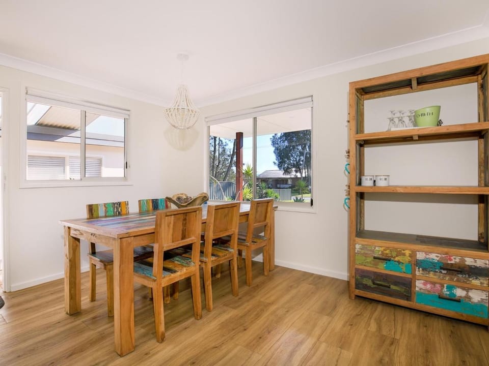 Pagoda at Culburra I Pet Friendly I Newly Renovated House in Culburra Beach