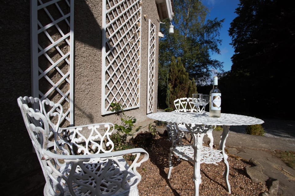 Patio, Seating area