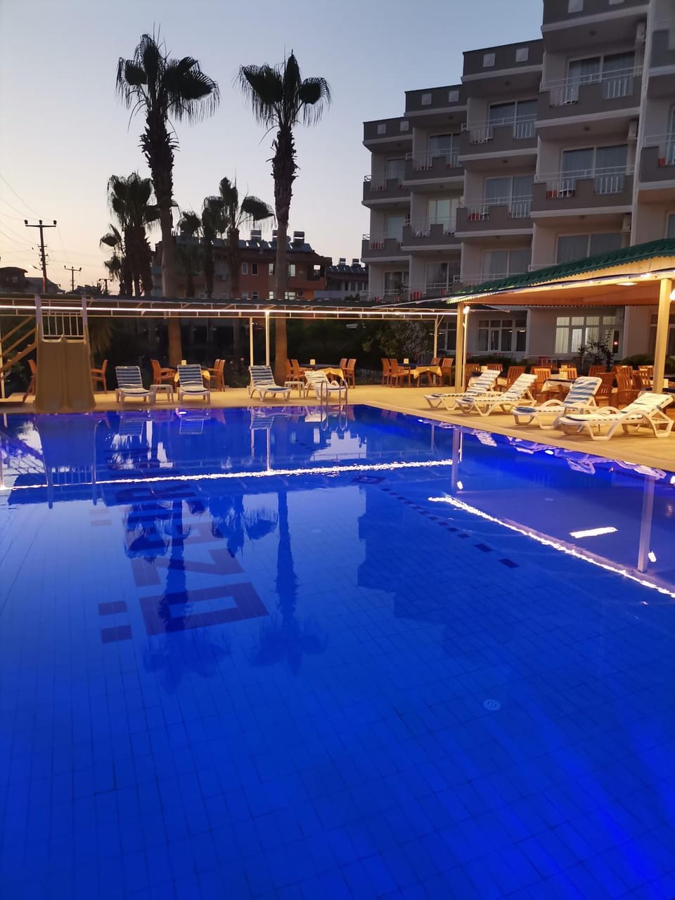 Swimming pool, Swimming pool