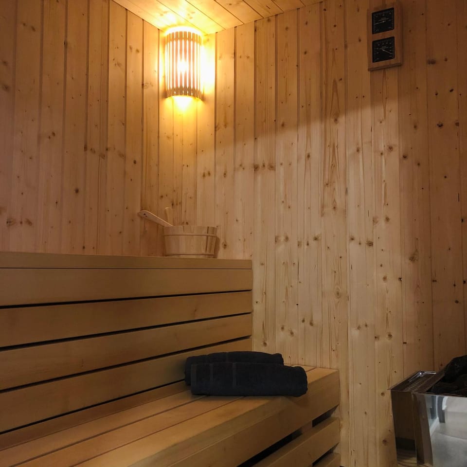 Sauna, Spa and wellness centre/facilities