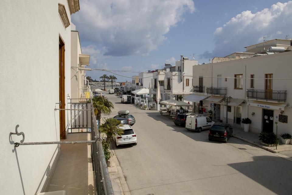 View (from property/room), Balcony/Terrace, City view