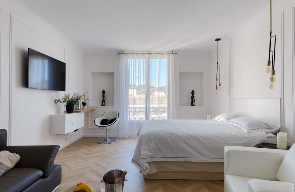 Cannes Croisette Majestic Miramar Apartment in Cannes