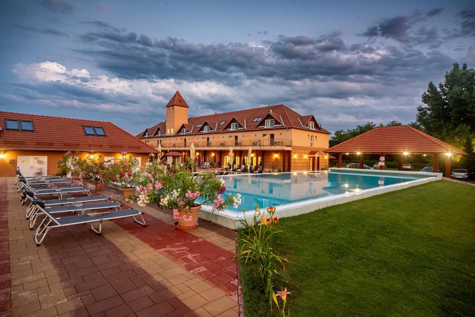 Termál Hotel Vesta Hotel in Hungary