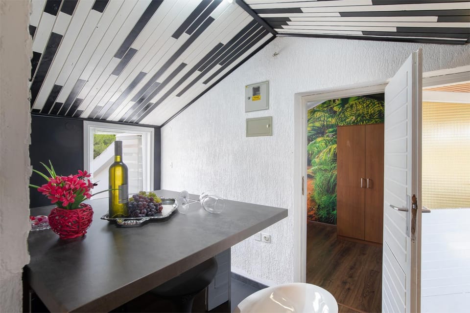 Dining area, Bedroom