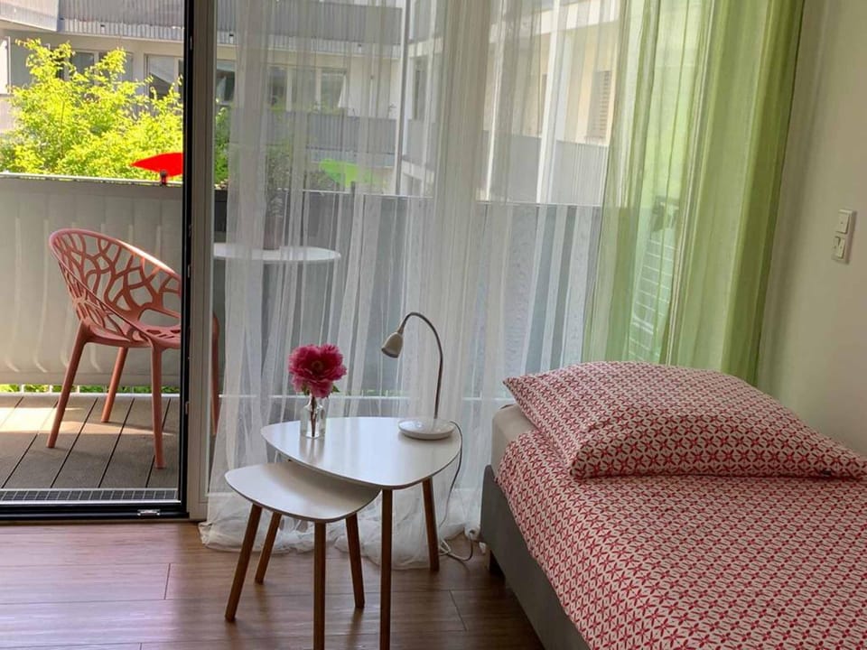 Bed, Balcony/Terrace, Photo of the whole room, Bedroom