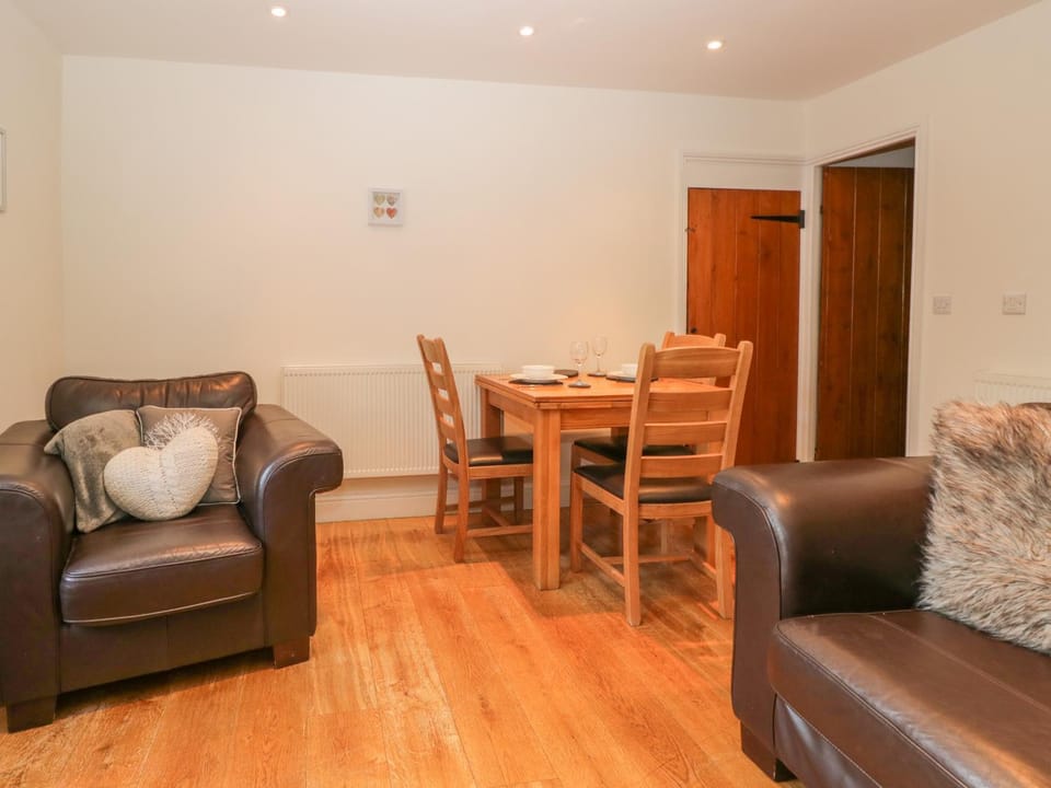 Oak Tree Cottage House in Coniston