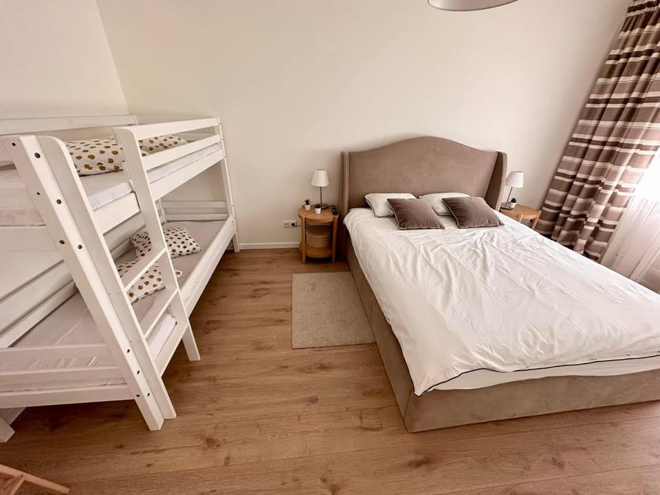 Bed, Bedroom, bunk bed