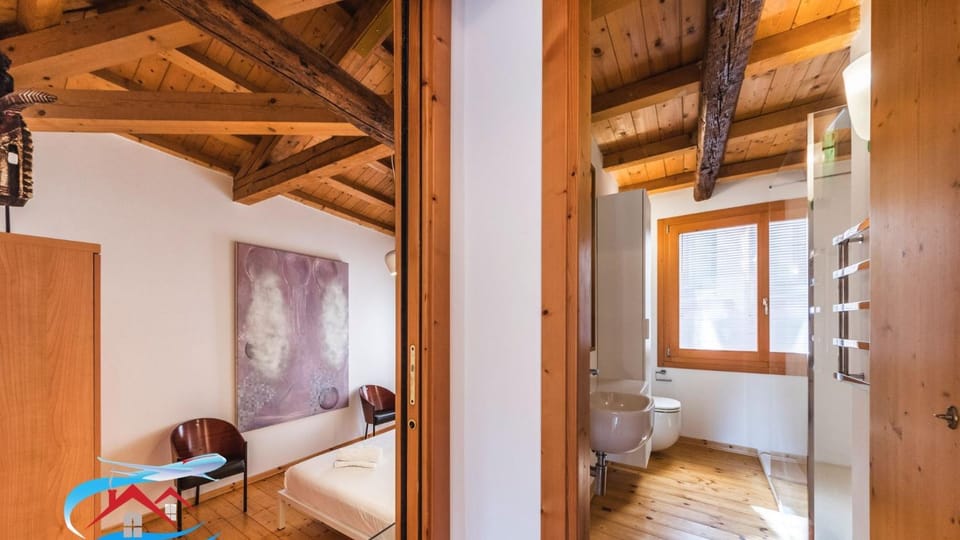 Bathroom, Bedroom