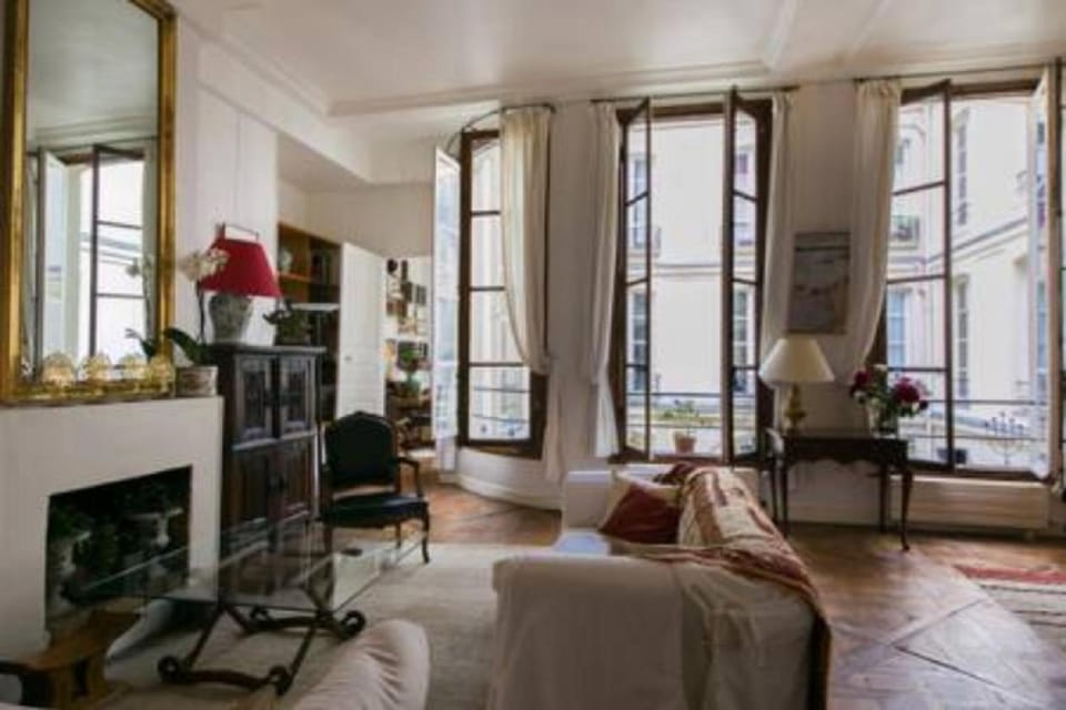 Duplex St-Michel - Quartier latin Apartment in Paris