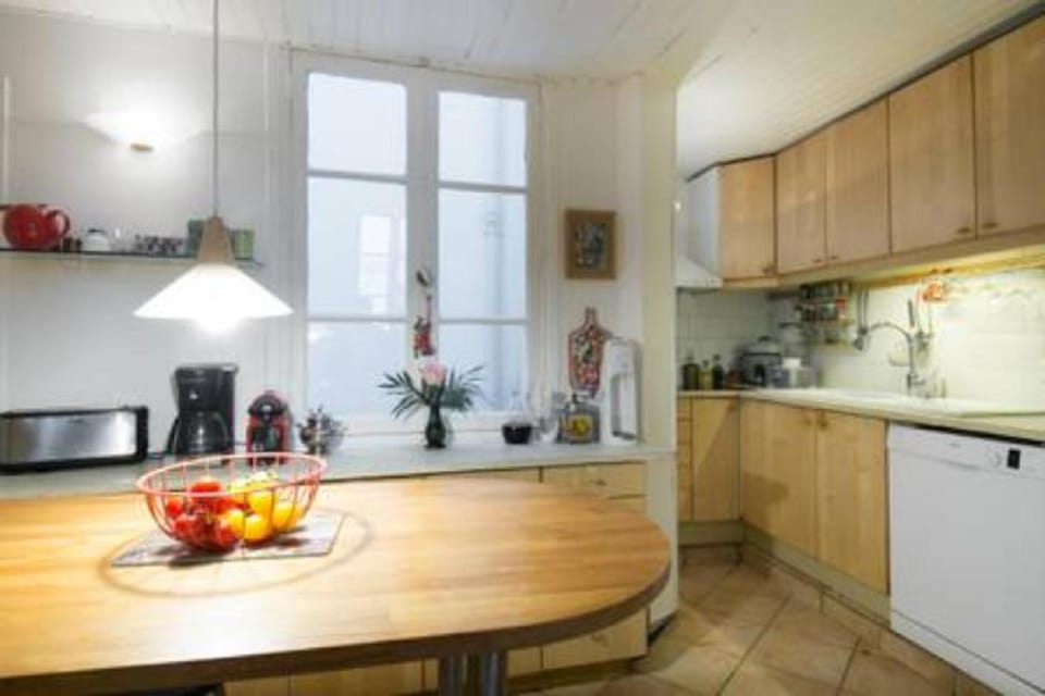 Duplex St-Michel - Quartier latin Apartment in Paris