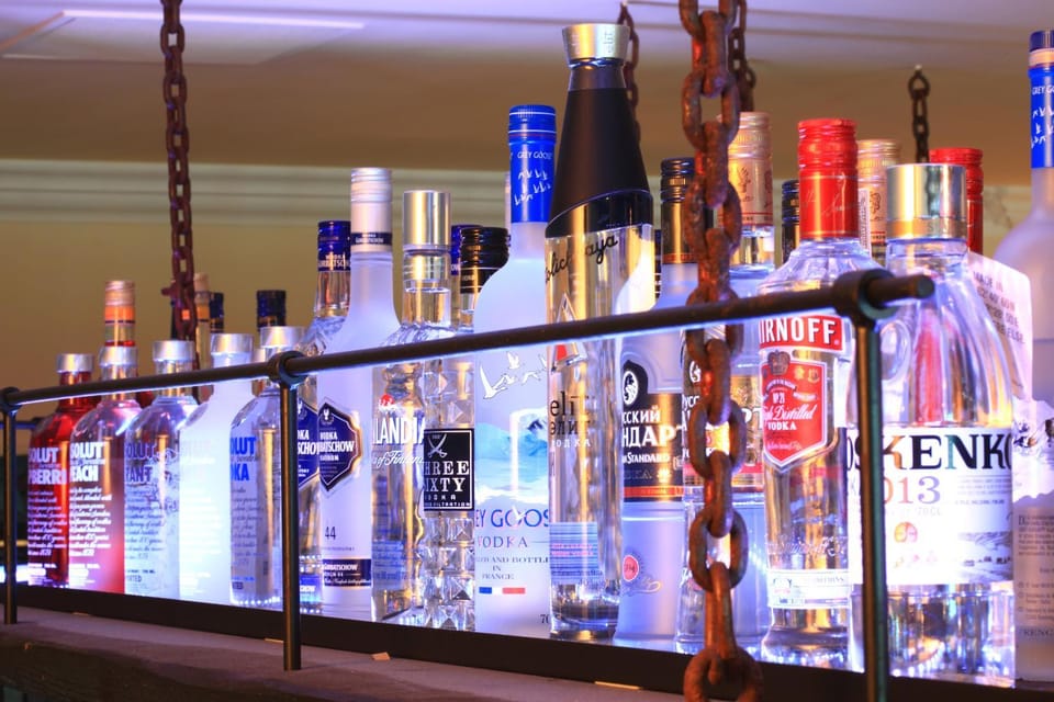 Lounge or bar
